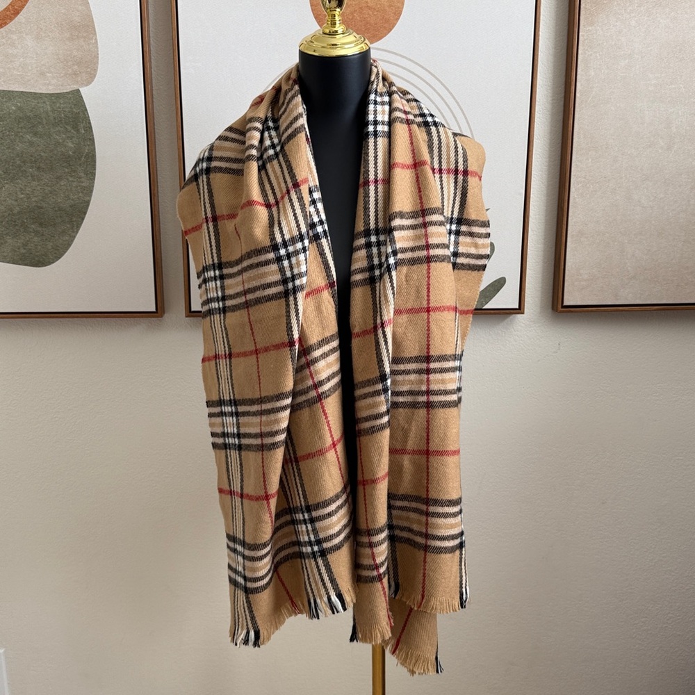 3/$10 V. FRAAS Classic Tan and Black Checkered Scarf